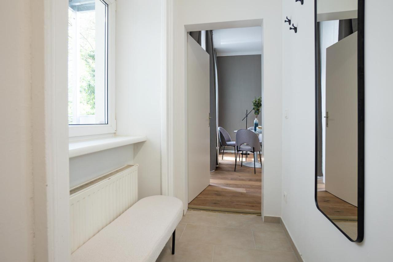 Apartment Spacious Cosy With A Balcony And A King-size Bed 15 Minutes Away From Stephansdom