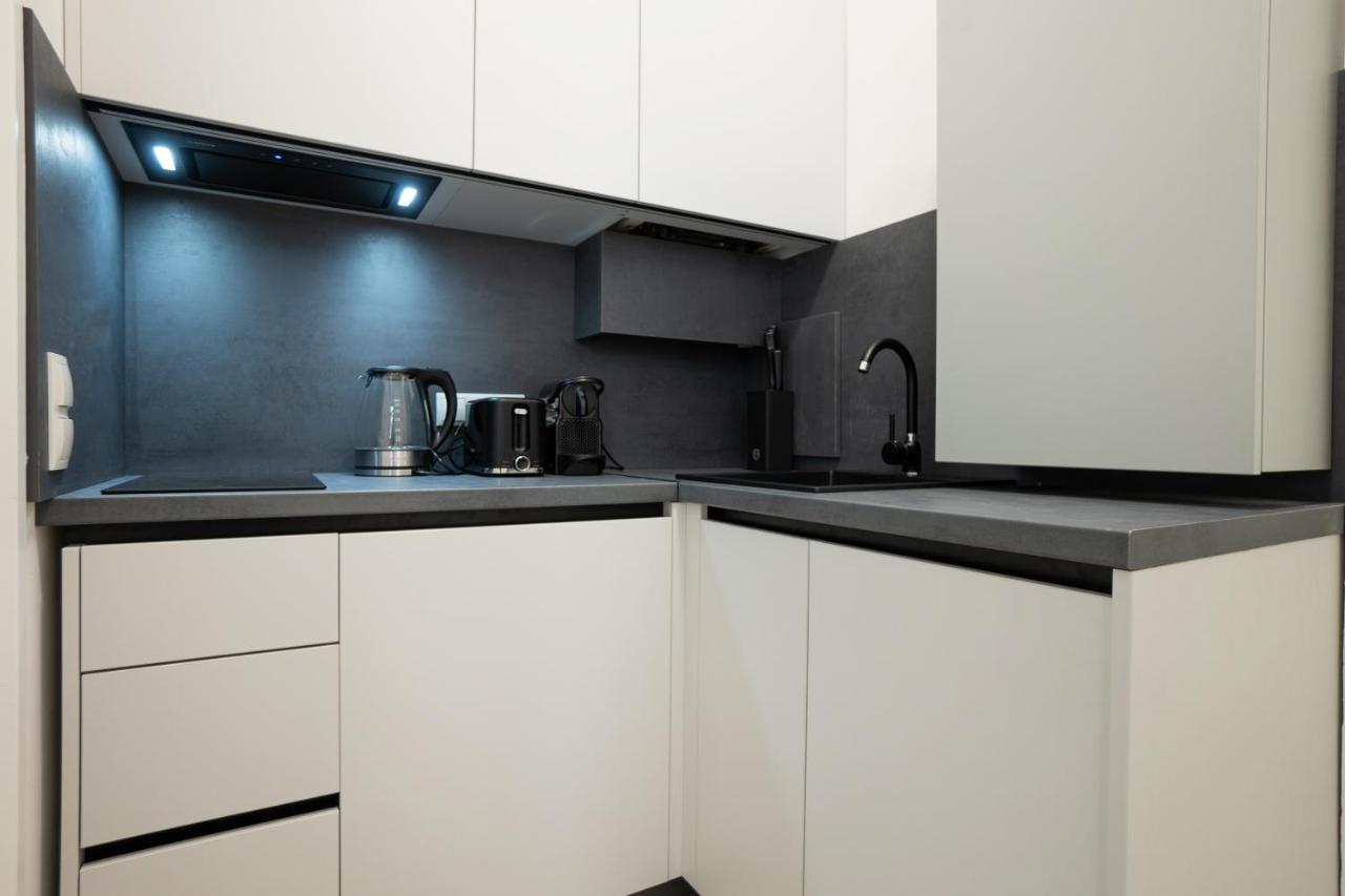 Spacious Cosy With A Balcony And A King-size Bed 15 Minutes Away From Stephansdom