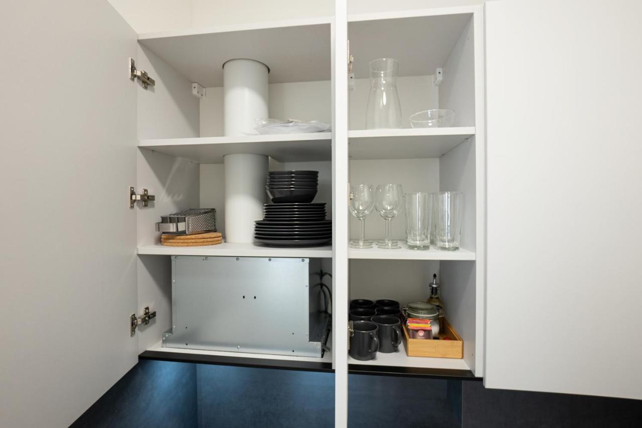 Spacious Cosy With A Balcony And A King-size Bed 15 Minutes Away From Stephansdom * Vienna