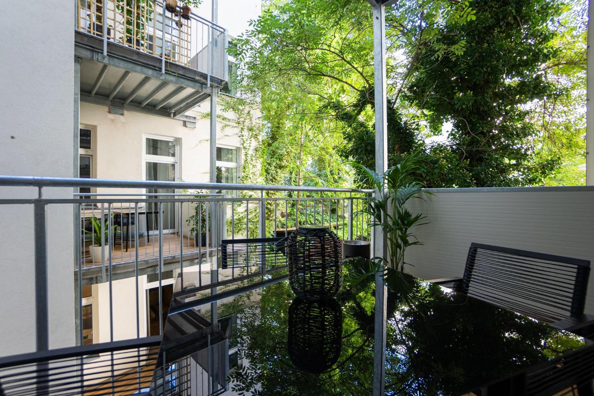 Apartment Spacious Cosy With A Balcony And A King-size Bed 15 Minutes Away From Stephansdom *
